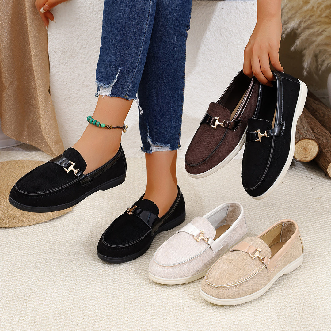Damen nan elegante Veloursleder-Slipper mit dekorativer Metall-Hardware und flexibler Leichtlaufsohle Nord Taschen