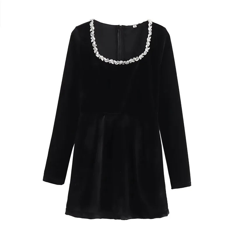 Damen Samt‑Minikleid mit quadratischem Ausschnitt, Perlenblütenbesatz und A‑Linien‑Silhouette Nord Taschen