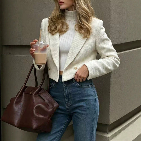 Damen Kurzgeschnittener Bouclé-Tweed-Blazer mit kastiger Silhouette und goldenen Zierknöpfen Nord Taschen