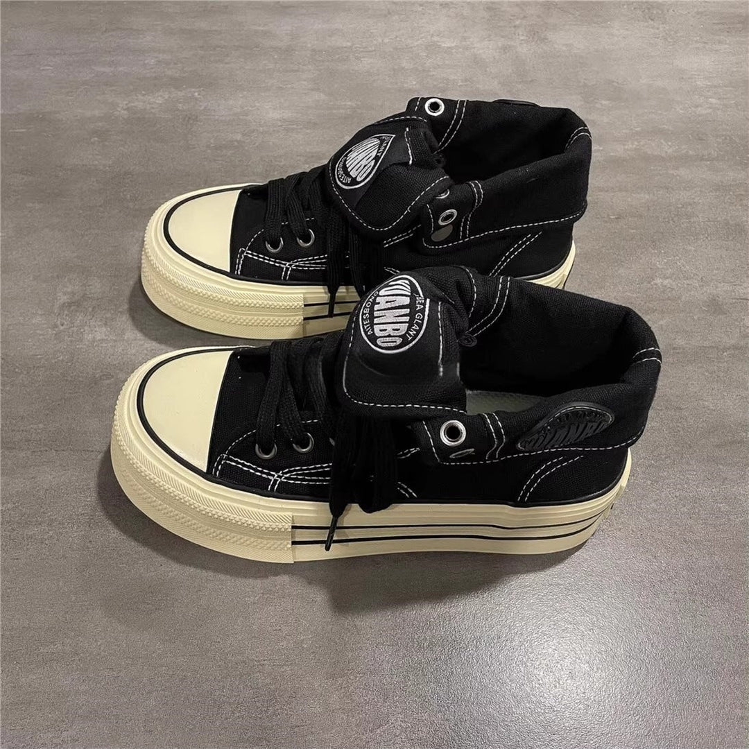 Damen Hohe Sneaker mit coolem Vintage-Design und praktischer Schnürung