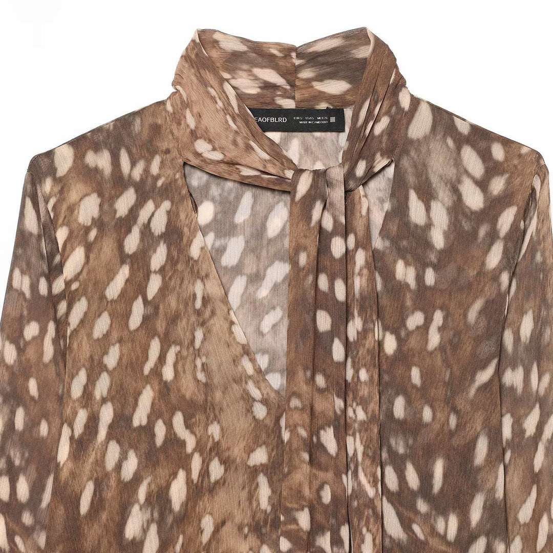 Damen Chiffon-Bluse mit Schluppe, V‑Ausschnitt und mehrlagigem Volantsaum Nord Taschen