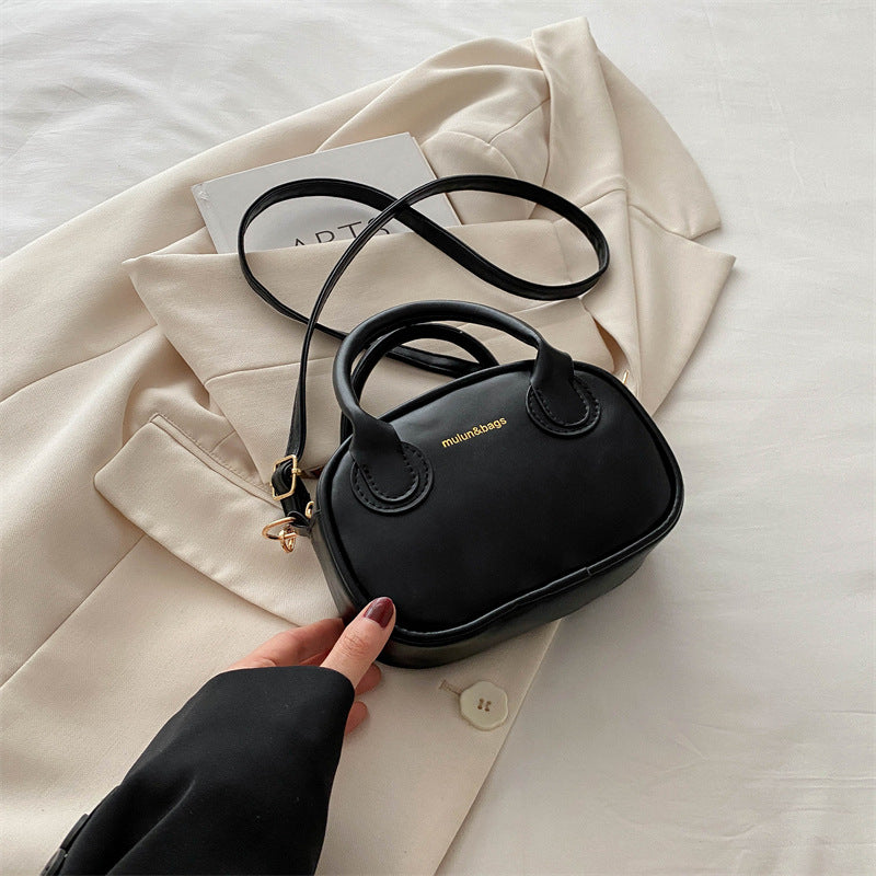 Damen Mini-Handtasche mit eleganten Griffen Nord Taschen