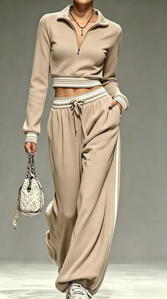 Damen Cropped-Trainingsset mit halbem Reißverschlusskragen und weitem Bundfalten-Jogger Nord Taschen