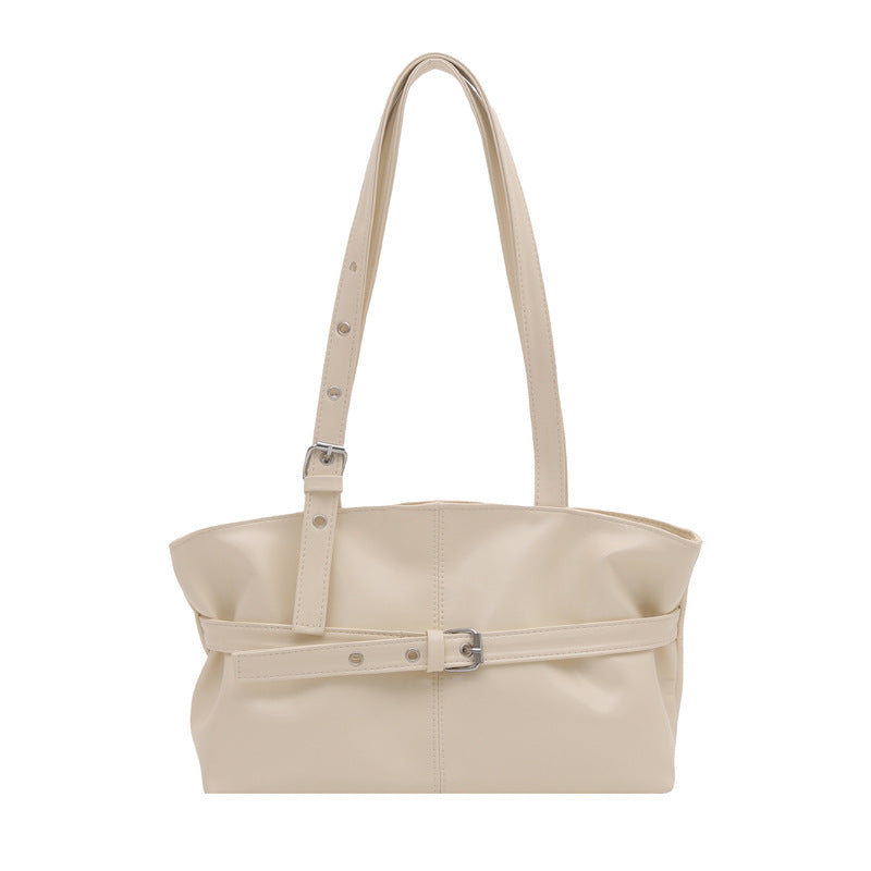 Damen Umhängetasche mit elegantem, glänzendem Design und praktischen Fächern Nord Taschen
