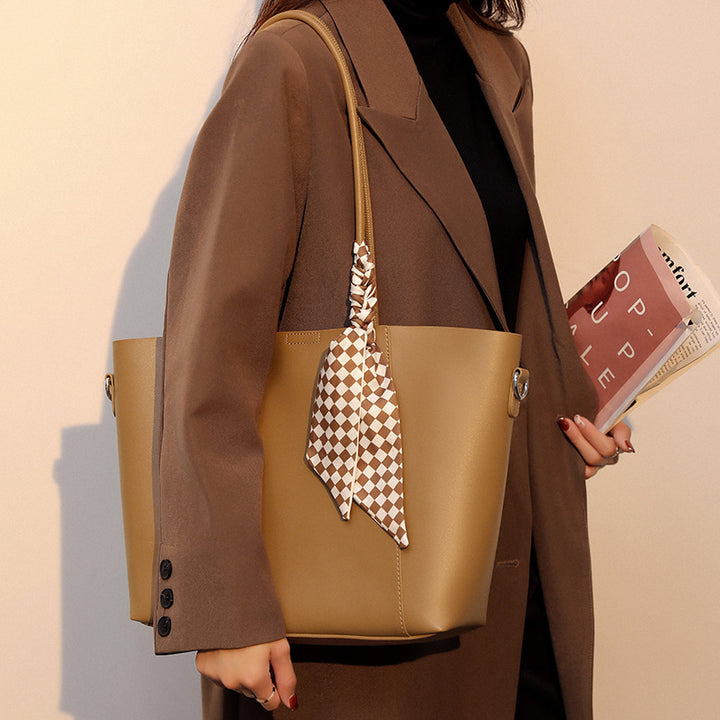 Damen Shopper-Tasche mit elegantem Design und abnehmbaren Halstuch Nord Taschen