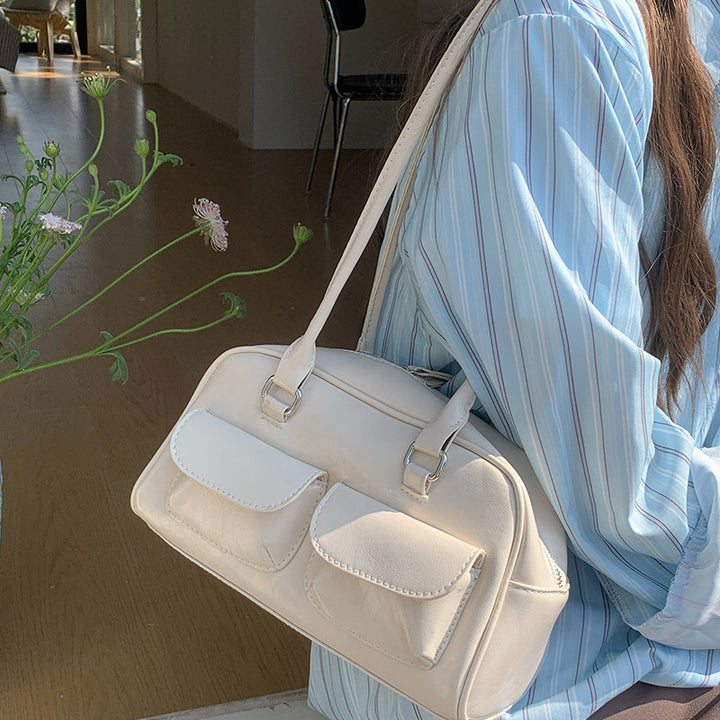 Damen Handtasche mit zwei praktischen Außentaschen und glatter Oberfläche Nord Taschen