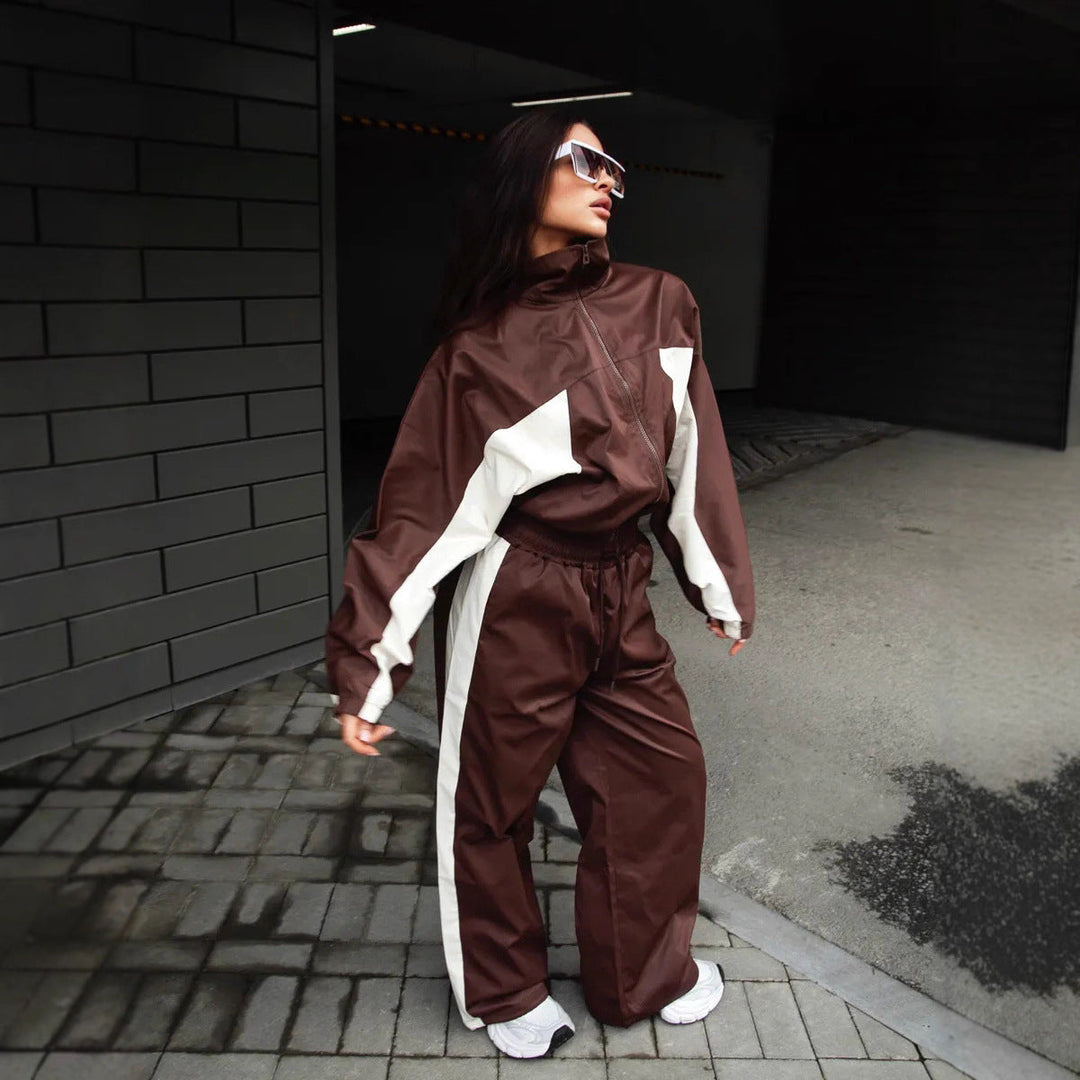 Damen Sportliches Set mit lässiger Jacke und breiten Hosen Nord Taschen