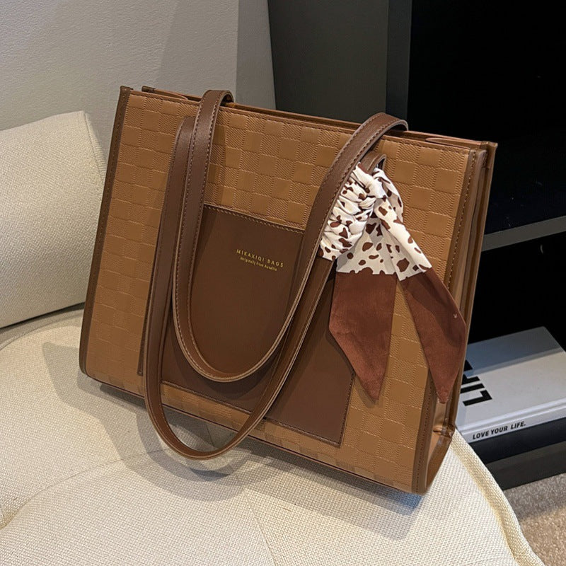 Damen elegante Handtasche mit strukturiertem Design Nord Taschen