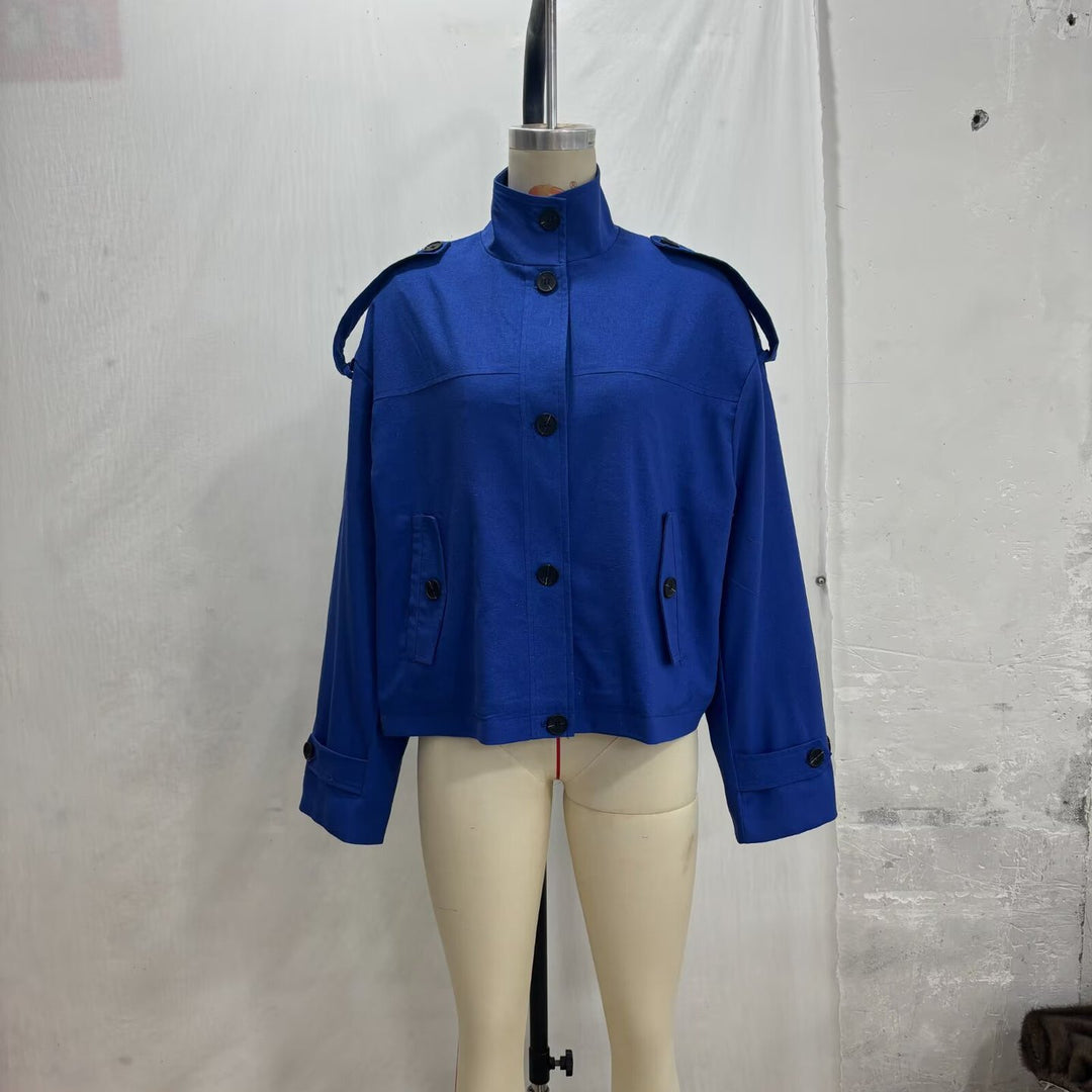 Damen Boxy-Cropped Jacke mit Stehkragen Schulterpatten und Pattentaschen Nord Taschen