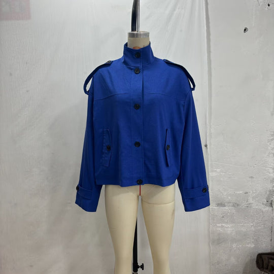 Damen Boxy-Cropped Jacke mit Stehkragen Schulterpatten und Pattentaschen Nord Taschen