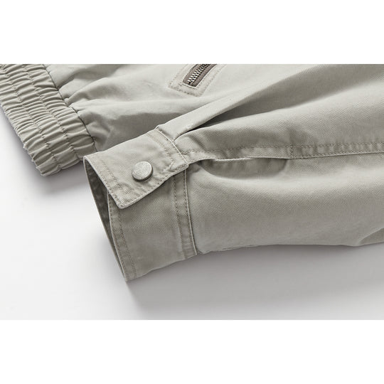 Herren Kurzblouson im Boxy‑Cut aus Canvas mit diagonalen Reißverschlusstaschen und elastischem Saum Nord Taschen