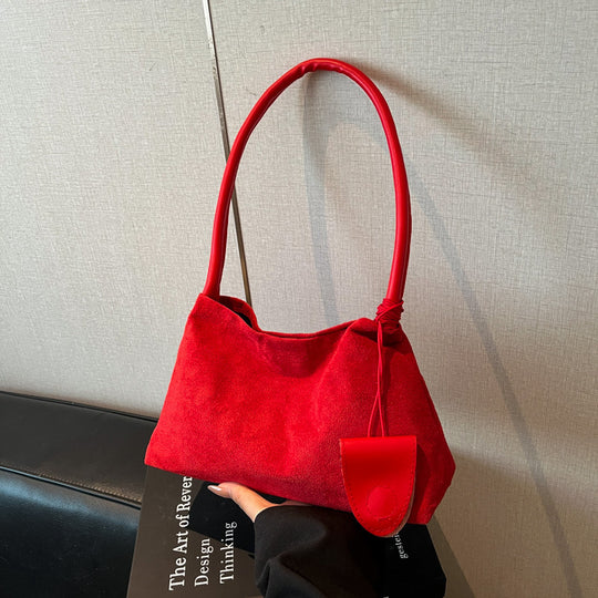Damen Schultertasche aus weichem Wildleder mit abnehmbarem Anhänger Nord Taschen