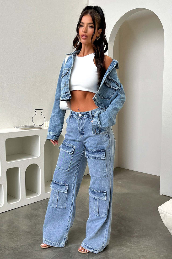 Damen High‑Waist Utility-Denimhose mit aufgesetzten Knie-Patches, Cargo‑Taschen und weitem Schlag Nord Taschen