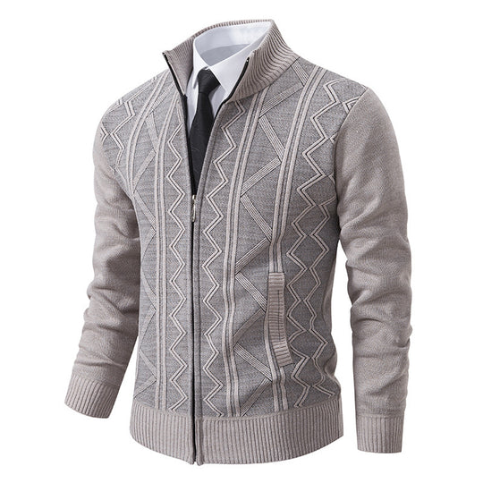 Herren Strukturiertes Feinstrick-Zipcardigan mit Stehkragen und geometrischem Zopfmuster Nord Taschen