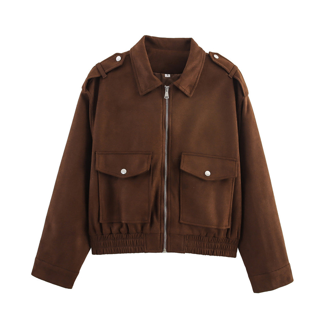 Damen Kurzjacke im Utility‑Bomberstil mit aufgesetzten Pattentaschen, Schulterklappen und elastischem Saum Nord Taschen