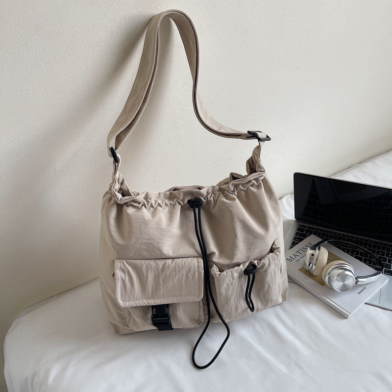 Damen Umhängetasche mit verstellbarem Kordelzug und praktischen Taschen Nord Taschen