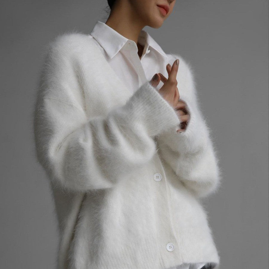 Damen Flauschige Mohair-Optik Strickjacke mit V-Ausschnitt und Oversize-Schnitt Nord Taschen