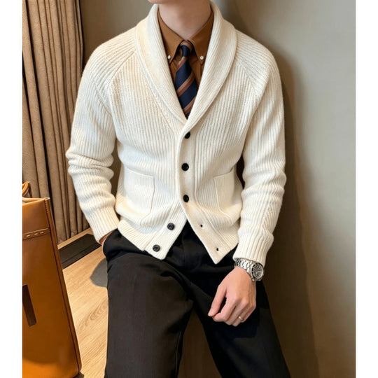 Herren Schalkragen-Strickcardigan mit Rippenstruktur, Knopfleiste und aufgesetzten Taschen Nord Taschen