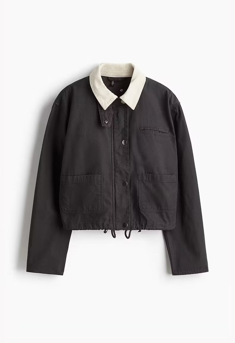 Damen Cropped Übergangsjacke im Workwear‑Look mit Cordkragen, Druckknopfleiste und Tunnelzug Nord Taschen