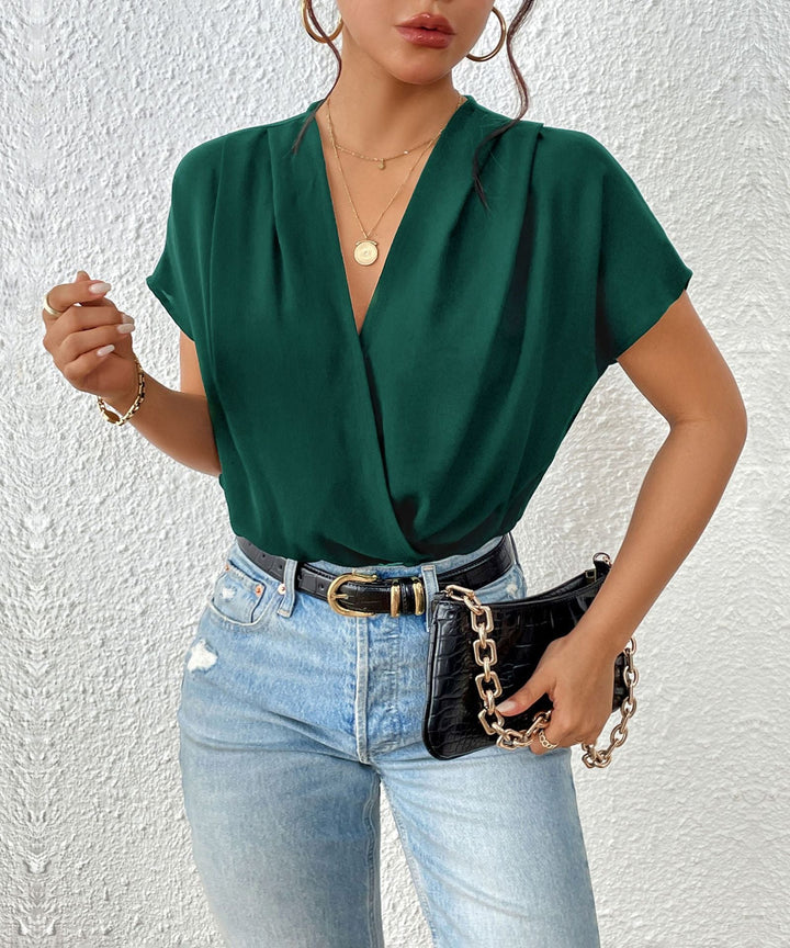 Damen Blusenshirt mit eleganter Wickeloptik und kurzen Ärmeln