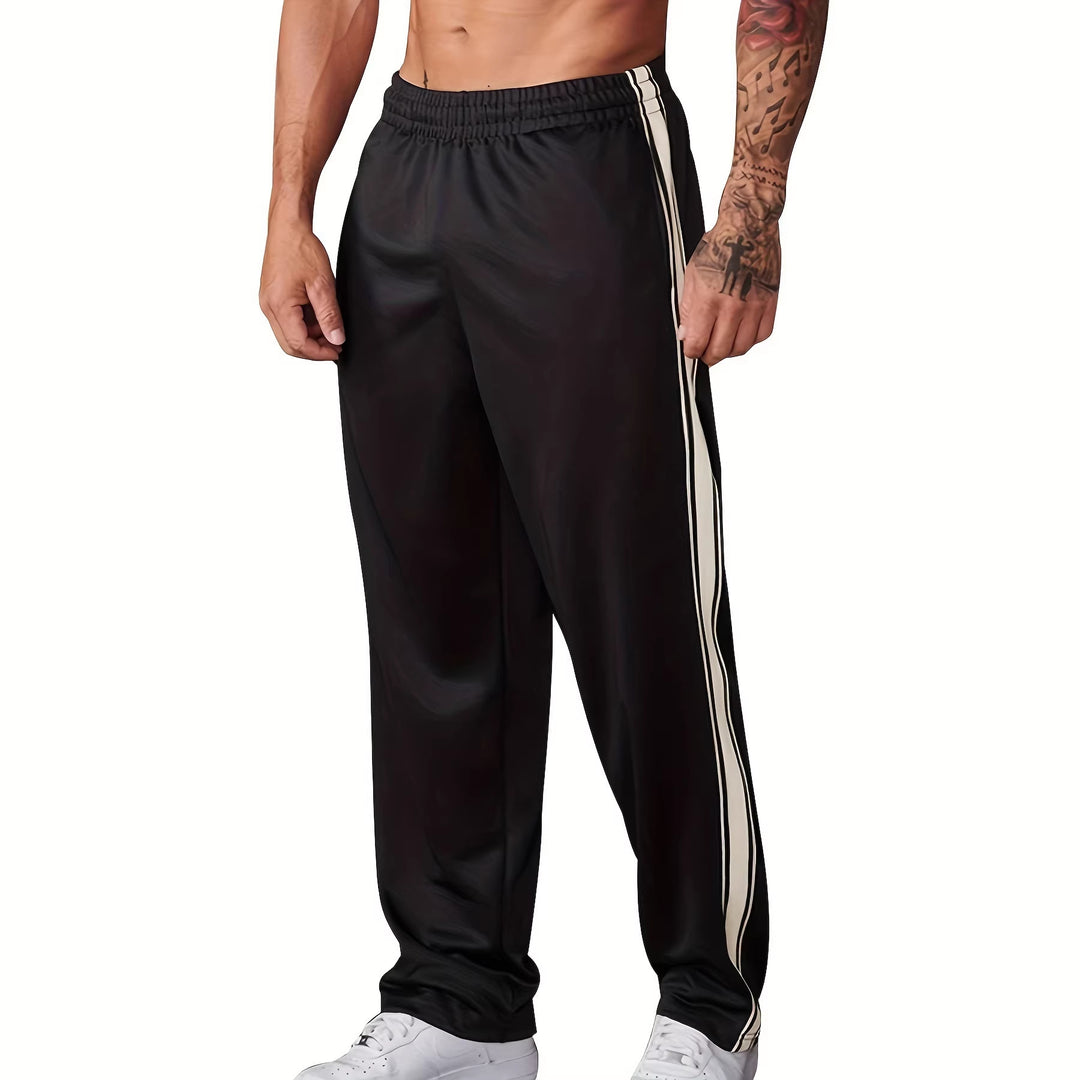 Herren Sportliche Trainingshose mit seitlichem Tape-Streifen und elastischem Bund Nord Taschen