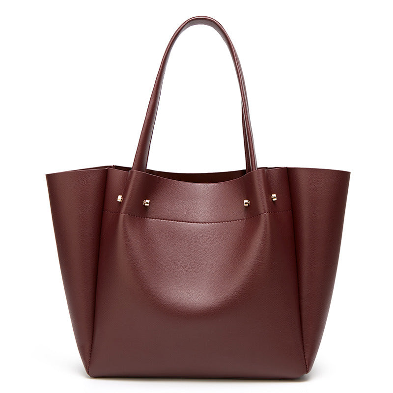 Damen Shopper-Tasche mit stilvollem halbkreisförmigen Design und eleganten Akzenten Nord Taschen