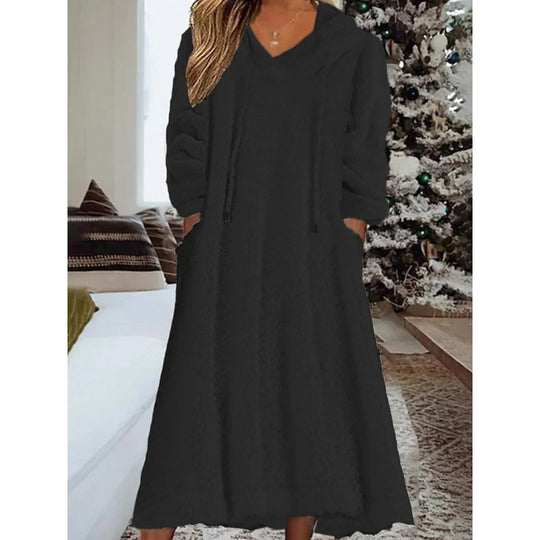Damen Maxikleid aus Teddy-Fleece mit Kapuze, V-Ausschnitt und Eingrifftaschen Nord Taschen
