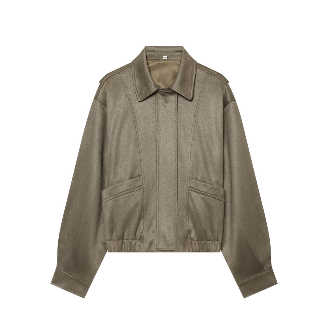 Damen Cropped Blousonjacke in Veloursoptik mit Hemdkragen, Pattentaschen und taillierendem Gummizug Nord Taschen