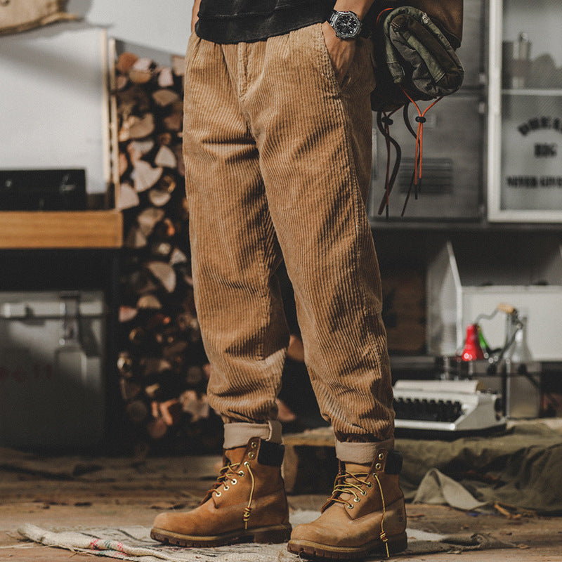 Herren Relaxed-Fit Feincord-Hose mit elastischem Bund, Kordstruktur und gekrempeltem Saum Nord Taschen