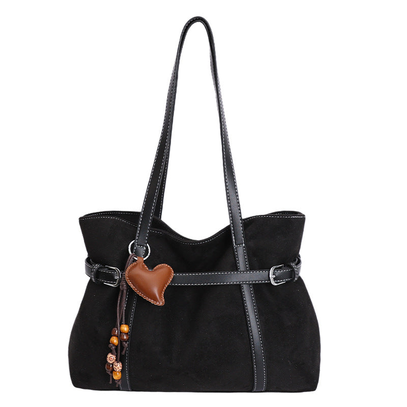 Damen Schultertasche aus hochwertigem Wildleder mit einzigartigem Design Nord Taschen