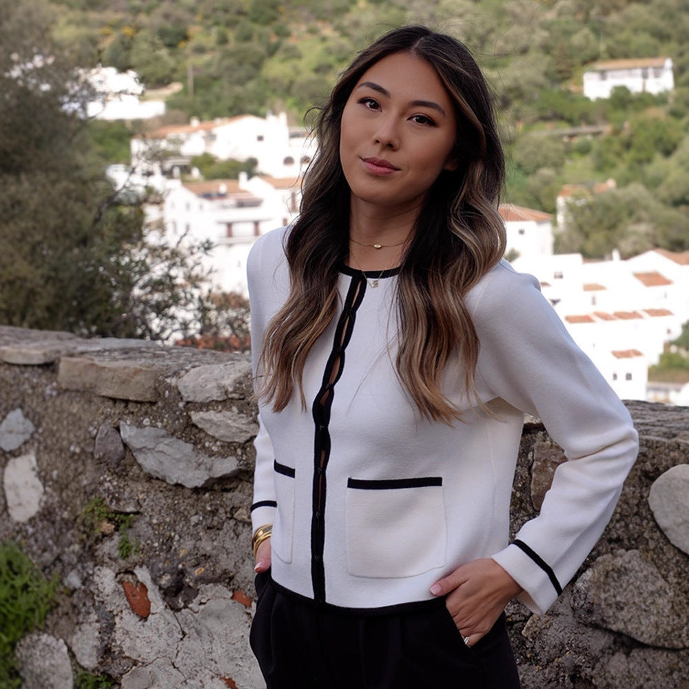 Damen Feiner Kontrast-Knopfleisten‑Cardigan mit Paspelung und aufgesetzten Taschen Nord Taschen