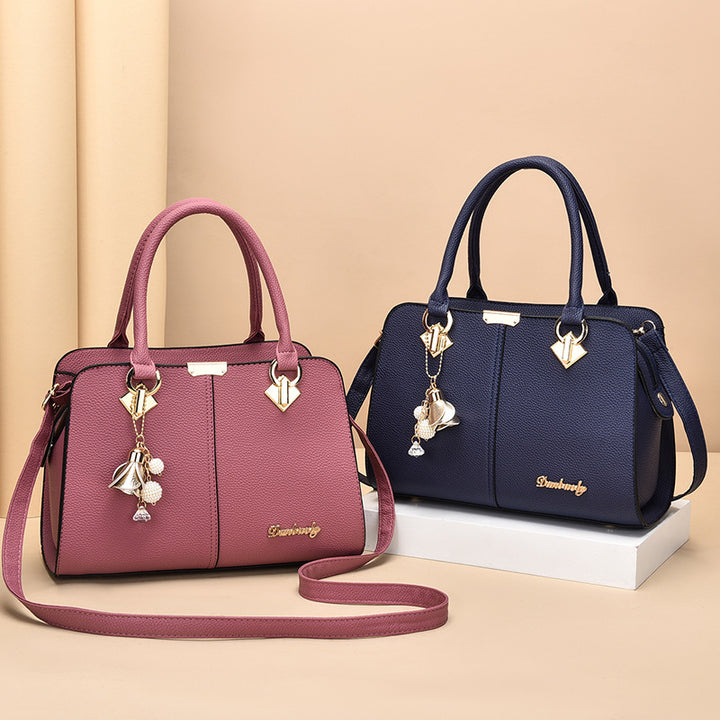 Damen elegante Handtasche mit charmanten Anhängern Nord Taschen