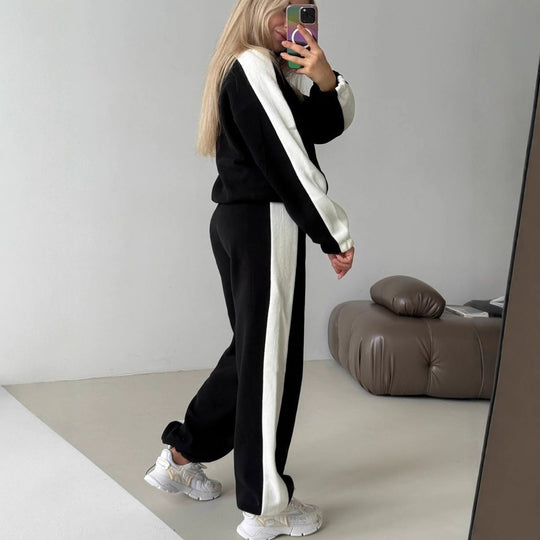 Damen sportlich-elegantes Fleece-Trainingsset mit kurzem Stehkragen-Zip, elastischem Bund und seitlichen Kontrastbahnen Nord Taschen