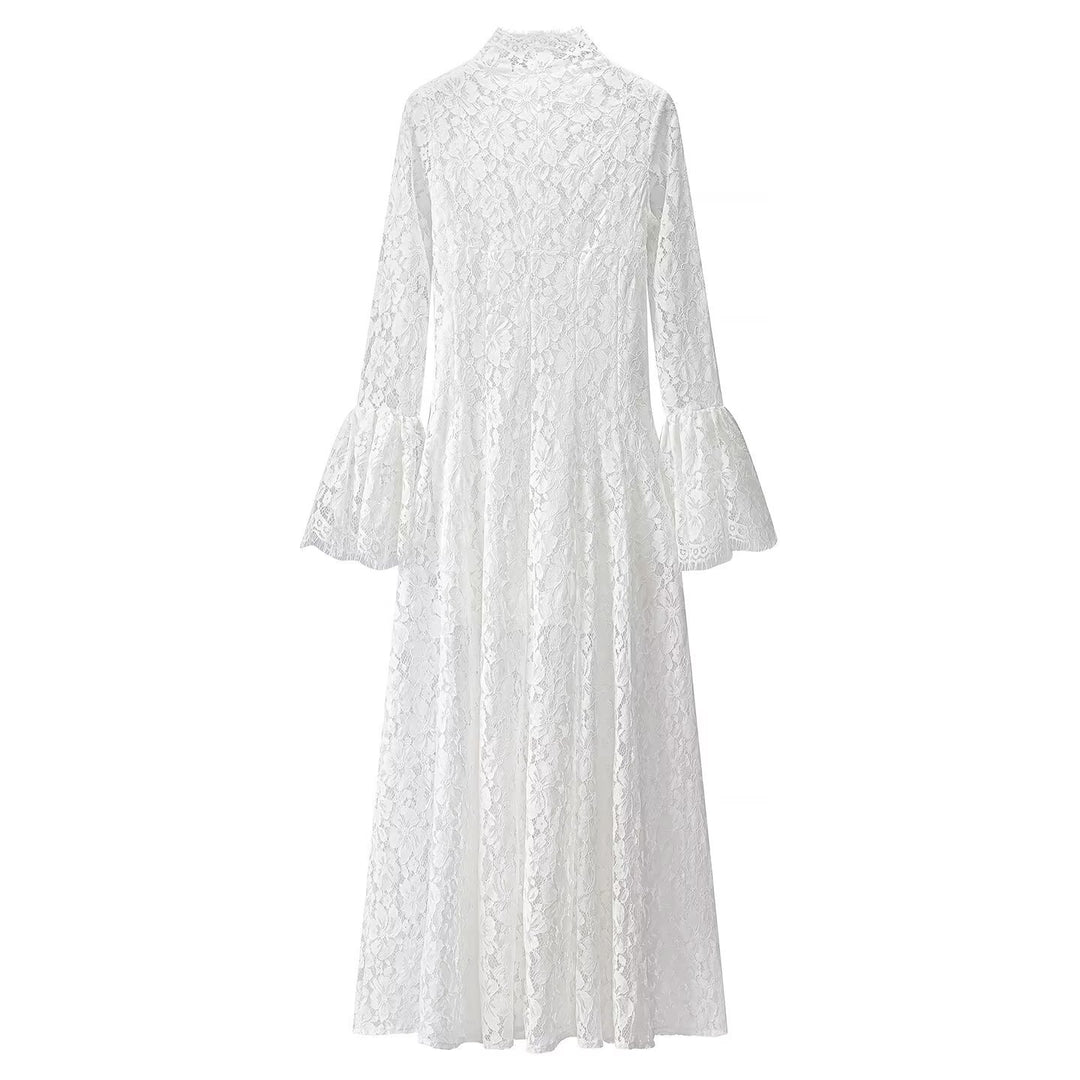 Damen Maxikleid aus floraler Spitze mit hohem Stehkragen und Glockenärmeln Nord Taschen