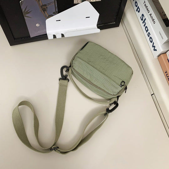 Damen Umhängetasche mit robustem Reißverschluss und verstellbarem Schulterriemen Nord Taschen