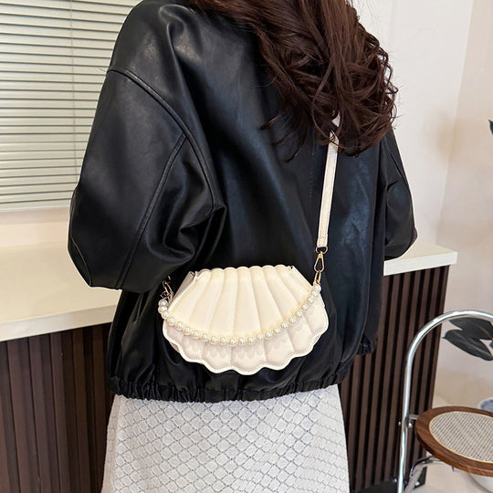 Damen Clutch Tasche mit Perlenschmuck von Nord Taschen