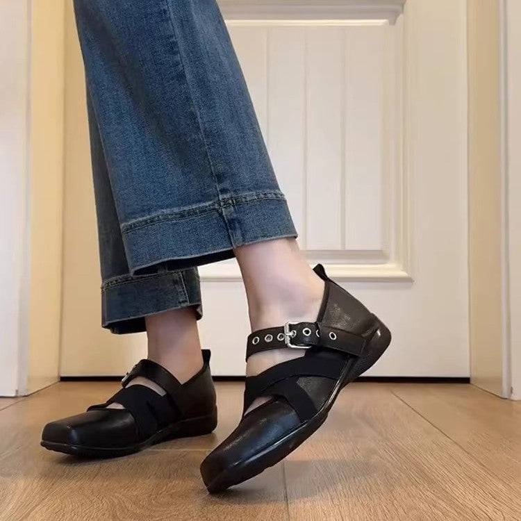 Damen Mary-Jane-Slipper mit quadratischer Zehenpartie, gekreuzten Elastikriemen und Ziergurt Nord Taschen