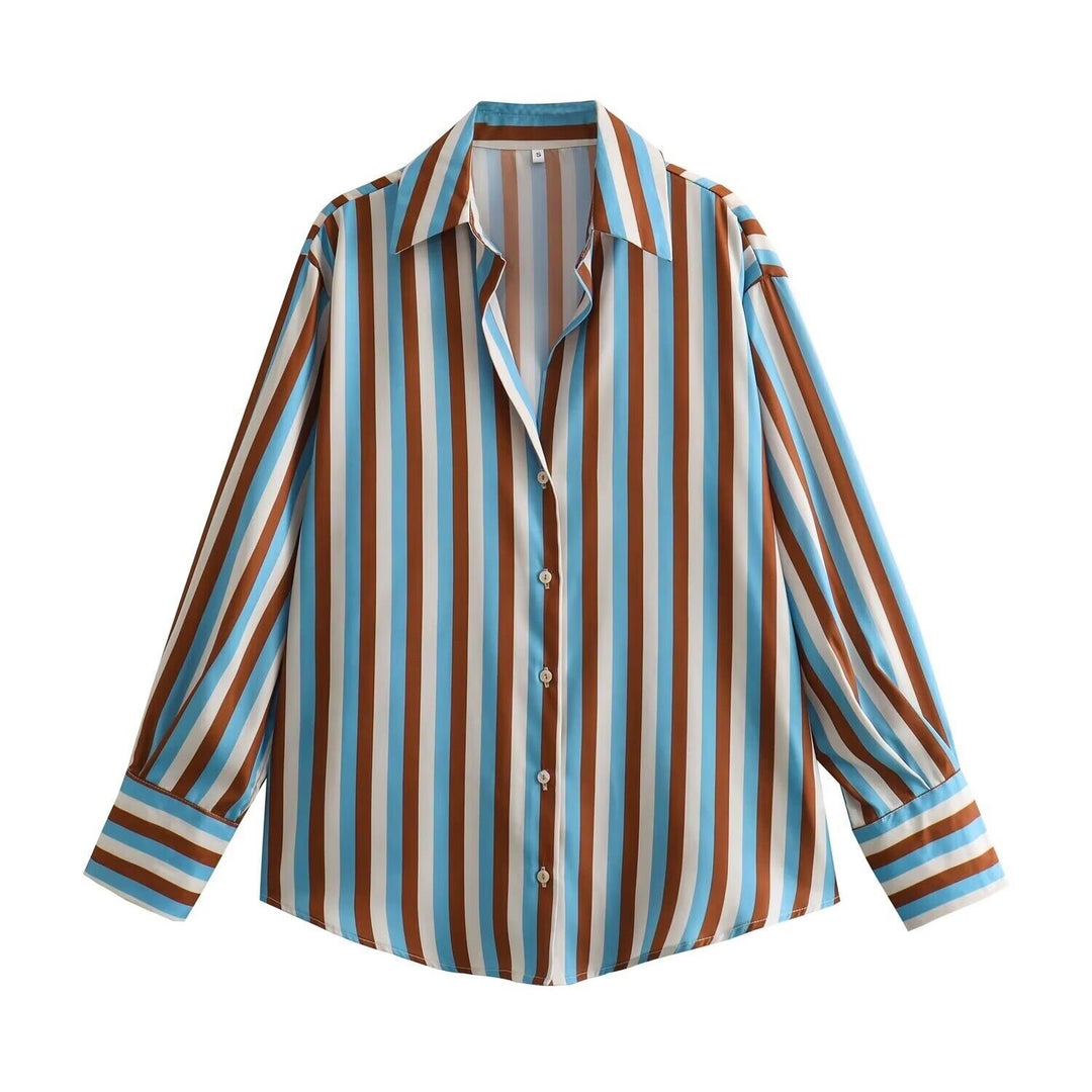 Damen Oversized Satinbluse mit Hemdkragen und breiten Manschetten Nord Taschen