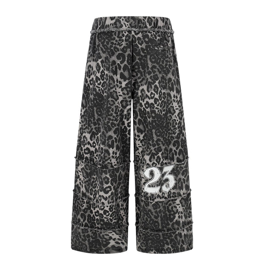 Damen Weite Cargo-Culotte-Shorts mit Fransenstufen und Totenkopf-Print Nord Taschen