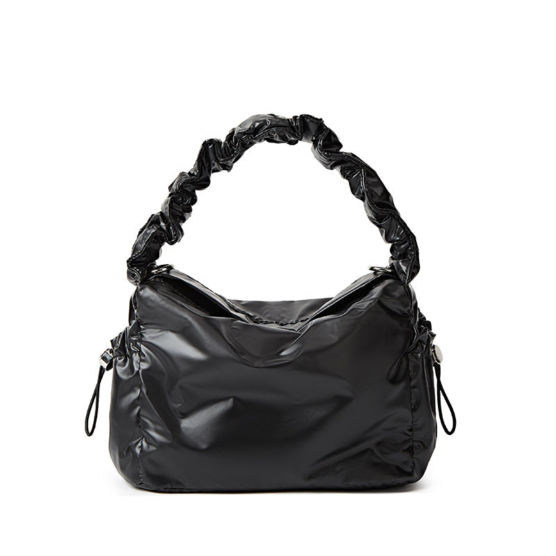 Damen Hobo-Tasche mit innovativem Faltendesign und geschmeidiger Oberfläche Nord Taschen