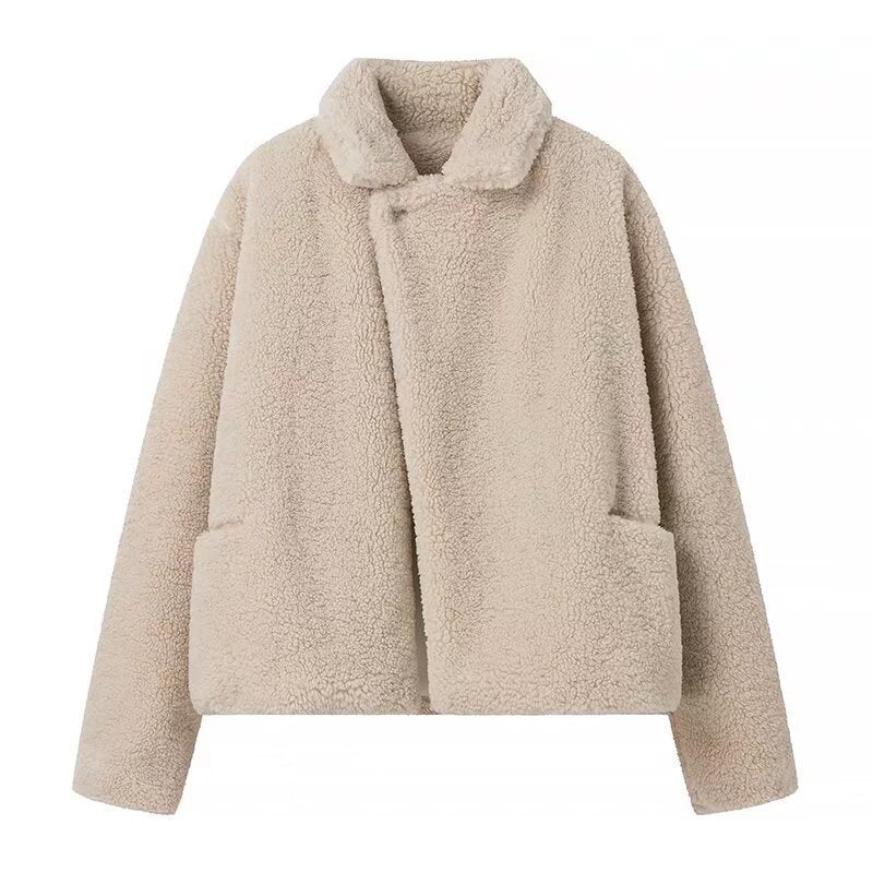 Damen Kurz geschnittene Teddy‑Boxyjacke mit Schalkragen und praktischen Eingrifftaschen Nord Taschen