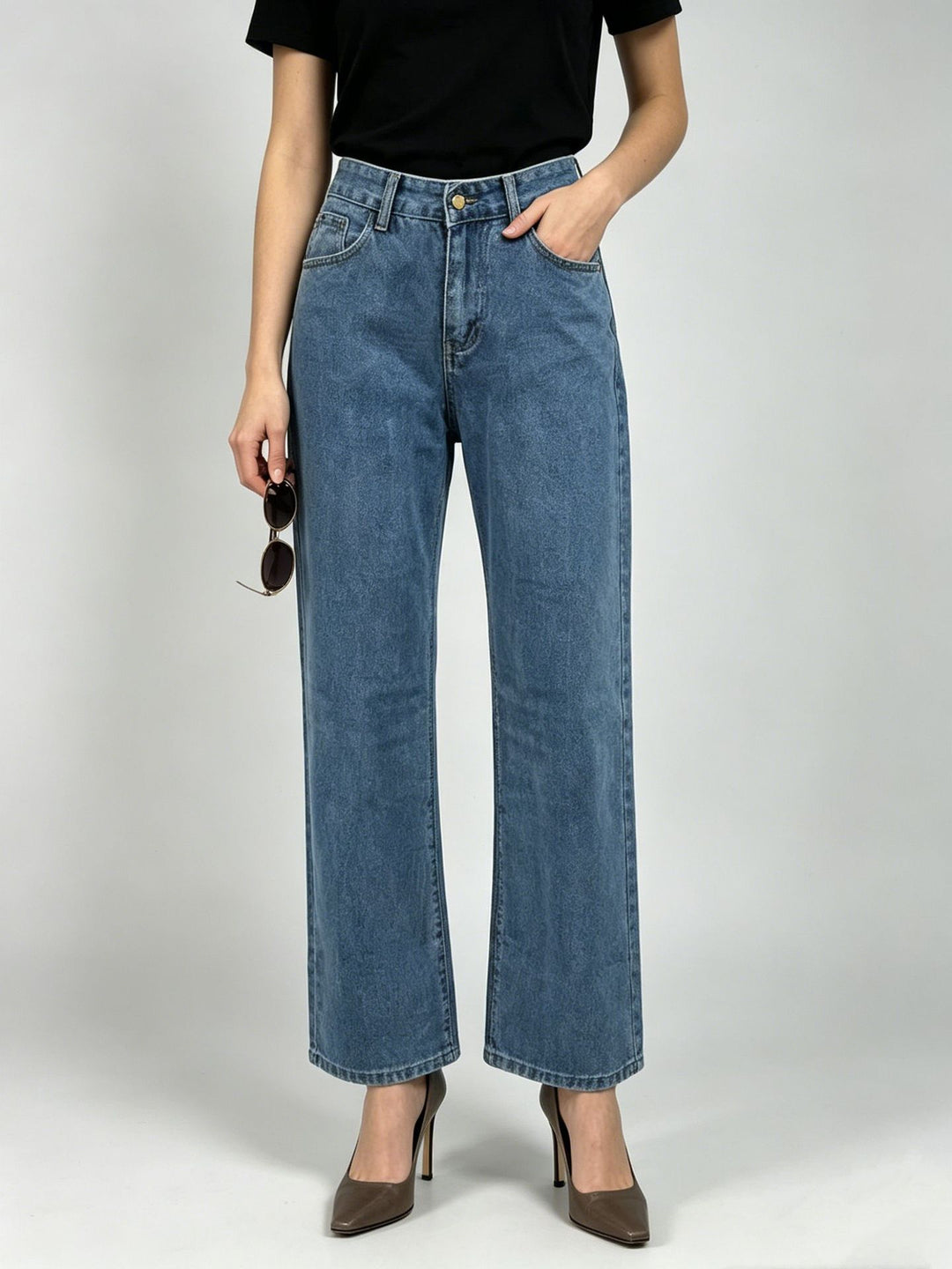Damen hochgeschnittene Straight-Leg-Jeans mit geradem Bein und dezenter Vintage-Waschung Nord Taschen