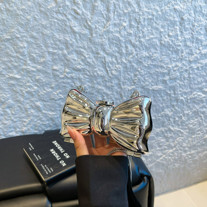 Damen Clutch im einzigartigen Schleifen-Design Nord Taschen
