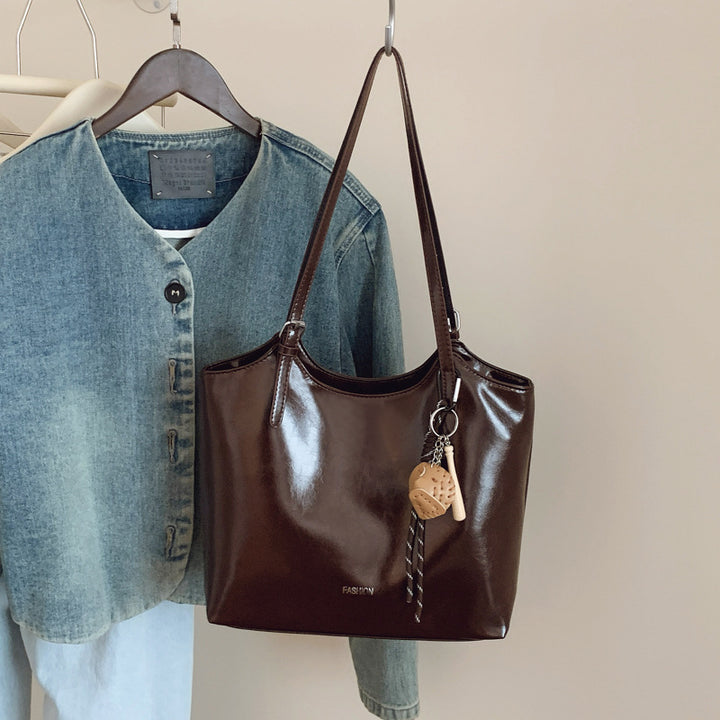 Damen Tote-Handtasche mit eleganter Silhouette und funktionalem Innenlayout Nord Taschen