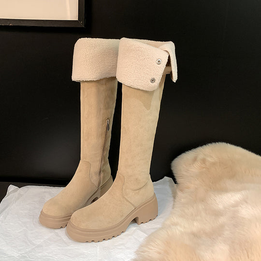 Damen kniehohe Worker‑Stiefel mit umklappbarem Teddy‑Bündchen und sculpted Plateau‑Absatz Nord Taschen