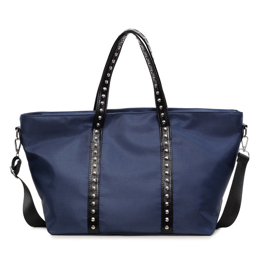 Damen elegante Shopper-Tasche mit Nieten und verstellbarem Schulterriemen Nord Taschen