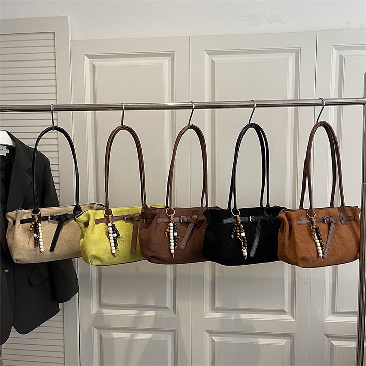 Damen tragbare Handtasche mit dekorativem Anhänger Nord Taschen