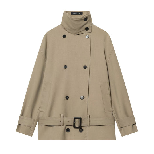Damen Kurztrench mit hohem Stehkragen, doppelreihiger Knopfleiste und Taillengürtel Nord Taschen