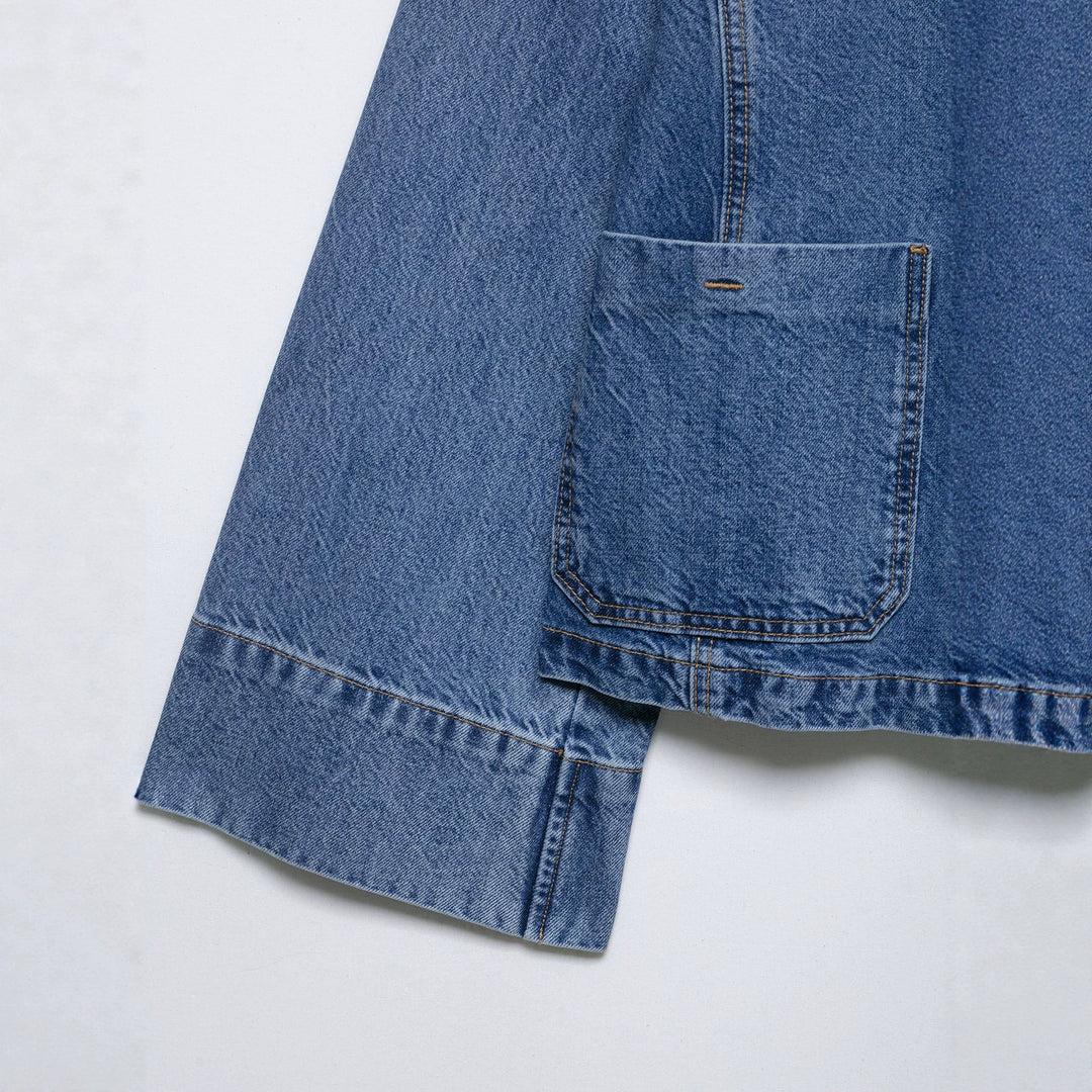 Damen Cropped Oversize-Jeansjacke mit großen aufgesetzten Taschen und sichtbarer Knopfleiste Nord Taschen