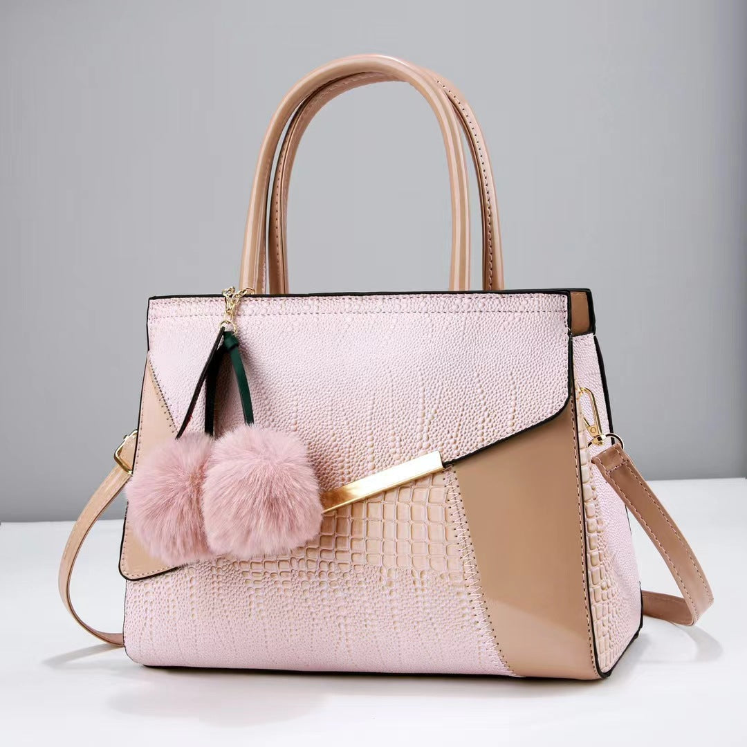 Damen Designer-Handtasche mit strukturiertem Kunstleder und raffinierten Akzenten Nord Taschen